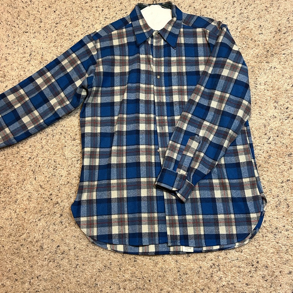 VINTAGE!!!!!  Pendleton Blue and White Checkered Shirt - Picture 2 of 3